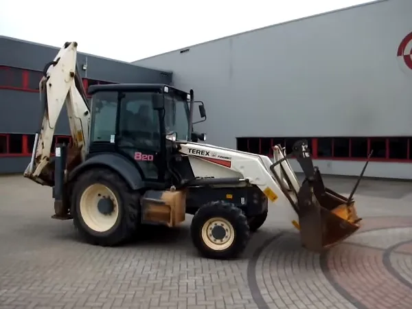 Экскаватор Terex 820